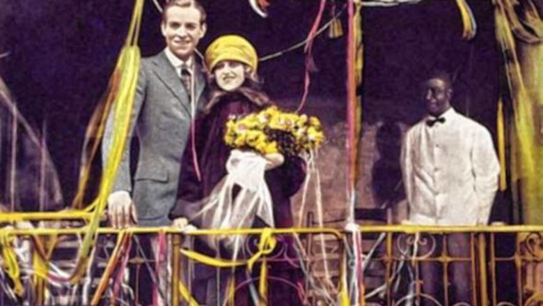 кадр из фильма The West~Bound Limited