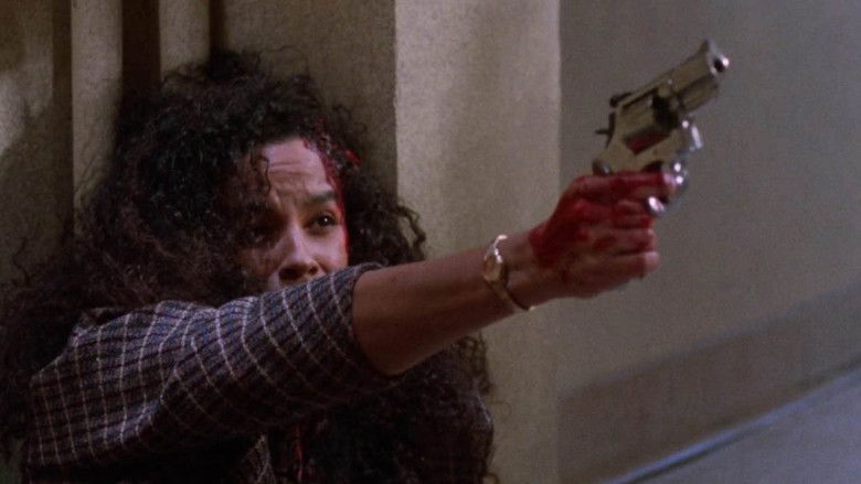 кадр из фильма Инопланетянин в чужом теле