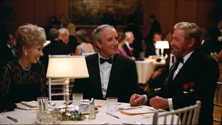 кадр из фильма Будучи там