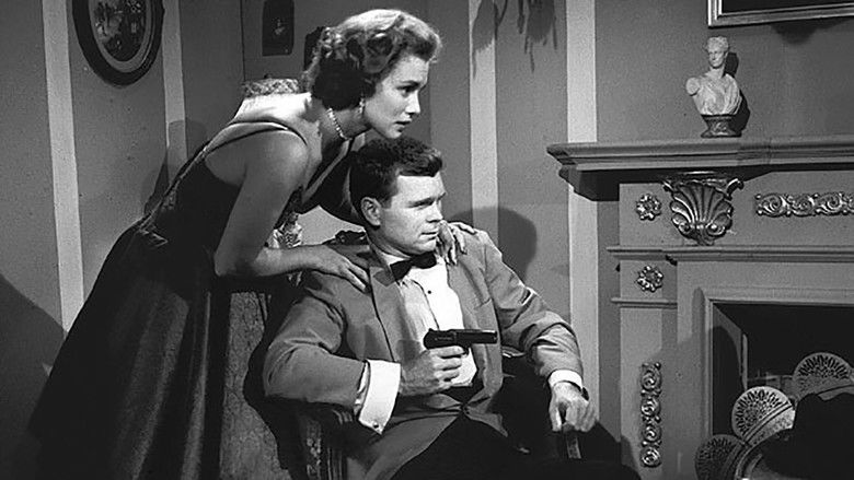 кадр из фильма Казино «Рояль»