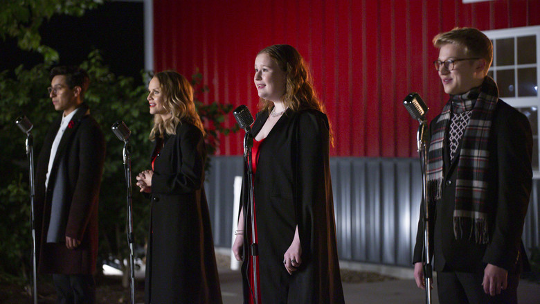 кадр из фильма High School Musical: The Musical: The Holiday Special