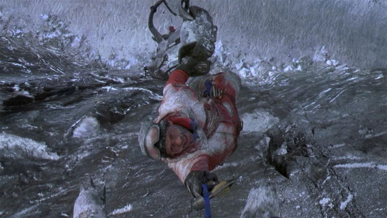 кадр из фильма Вертикальный предел