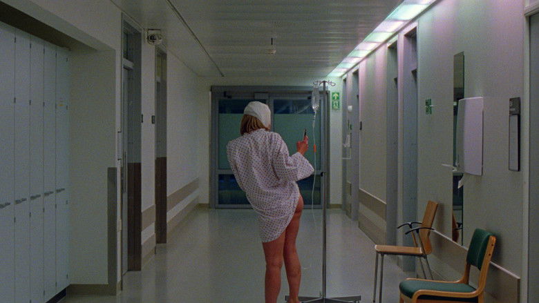 кадр из фильма Тошнит от себя