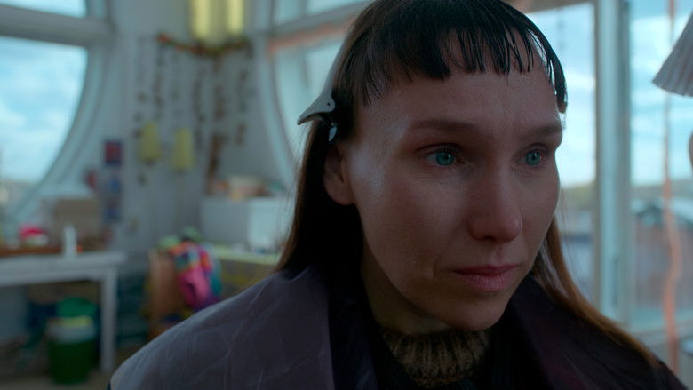 кадр из фильма Невидимый мой