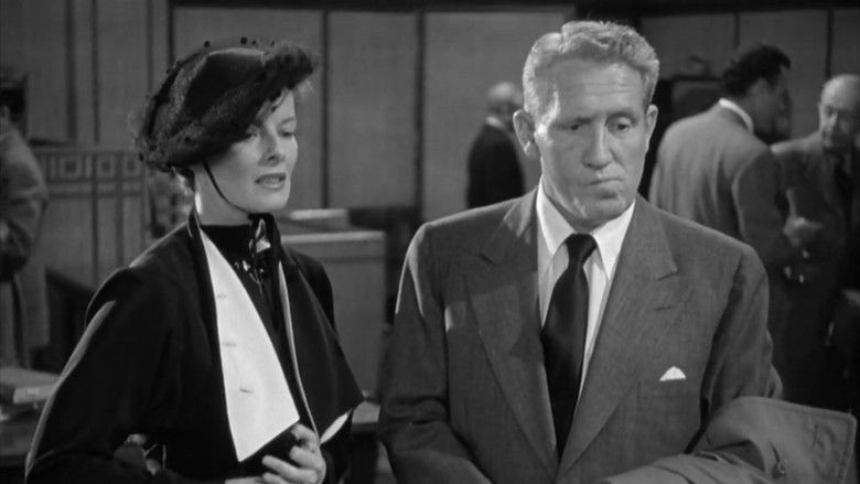 кадр из фильма Ребро Адама