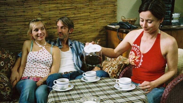 кадр из фильма Лето на балконе