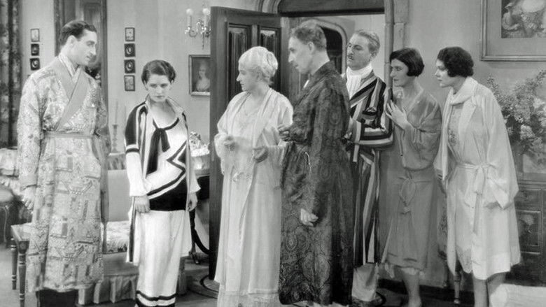 кадр из фильма Конец миссис Чейни