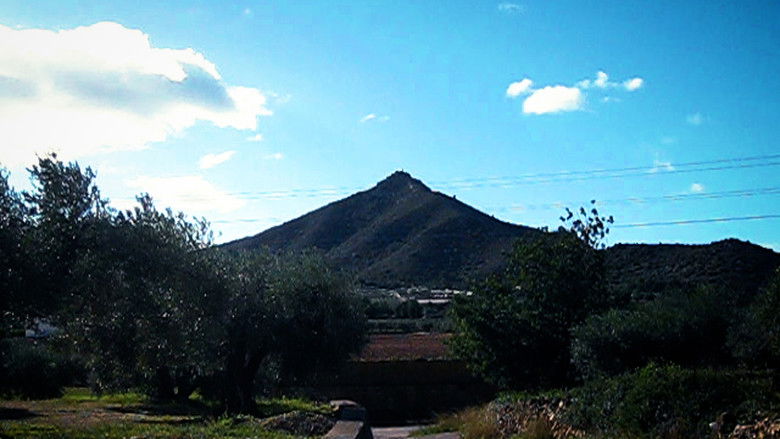 кадр из фильма Geometria bàsica de la muntanya del Montsianell