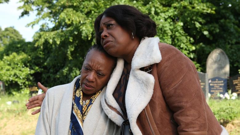 кадр из фильма Суровая правда