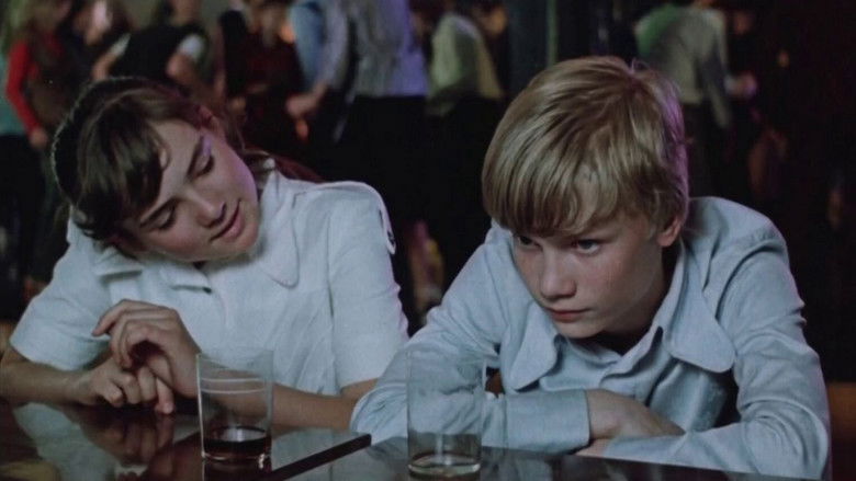 кадр из фильма Шапка Мономаха