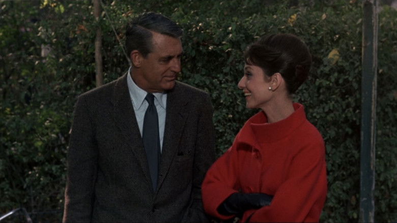 кадр из фильма Шарада