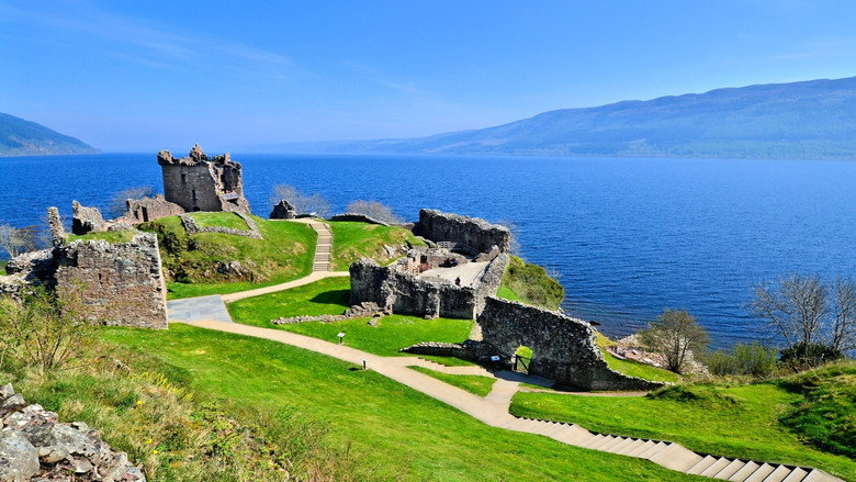 кадр из фильма Scotland's Highlands & Islands with Lewis Nunn
