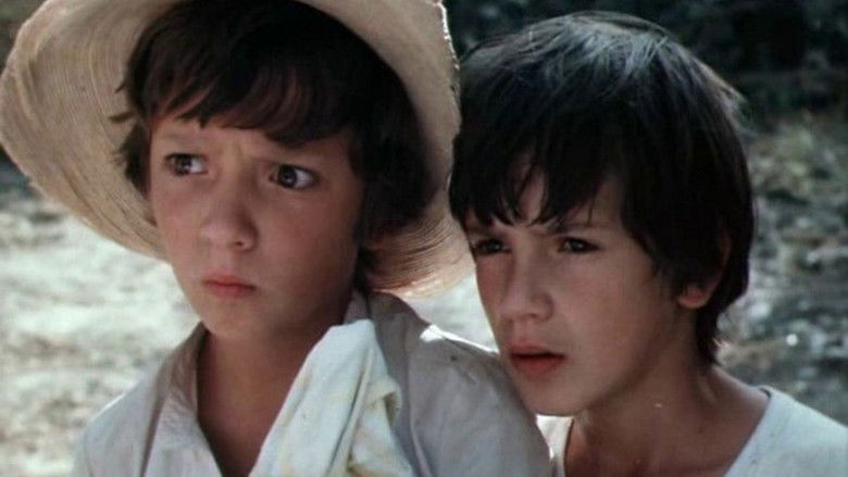 кадр из фильма Каникулы Петрова и Васечкина, обыкновенные и невероятные