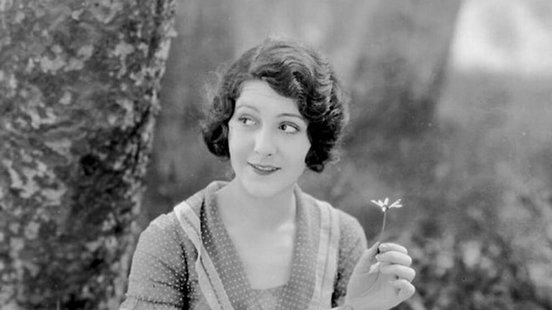 кадр из фильма Rose of the World