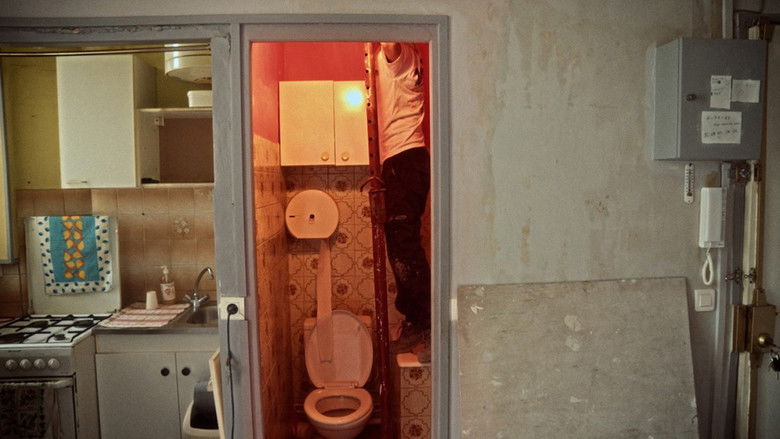 кадр из фильма Appartement proche Paris, charme atypique