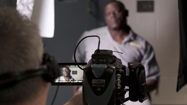 кадр из фильма The Past Is Never Dead