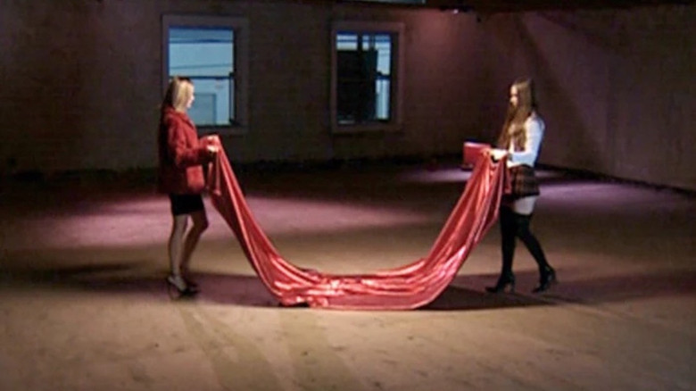 кадр из фильма Dr. Jekyll & Mistress Hyde