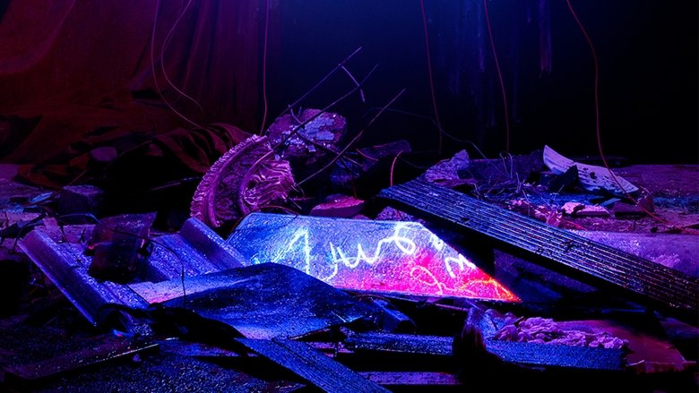 кадр из фильма National Theatre Live: Angels In America — Part Two: Perestroika