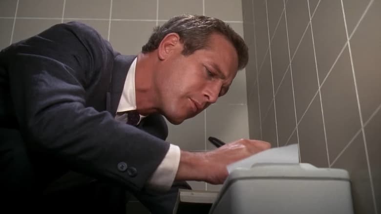 кадр из фильма Разорванный занавес