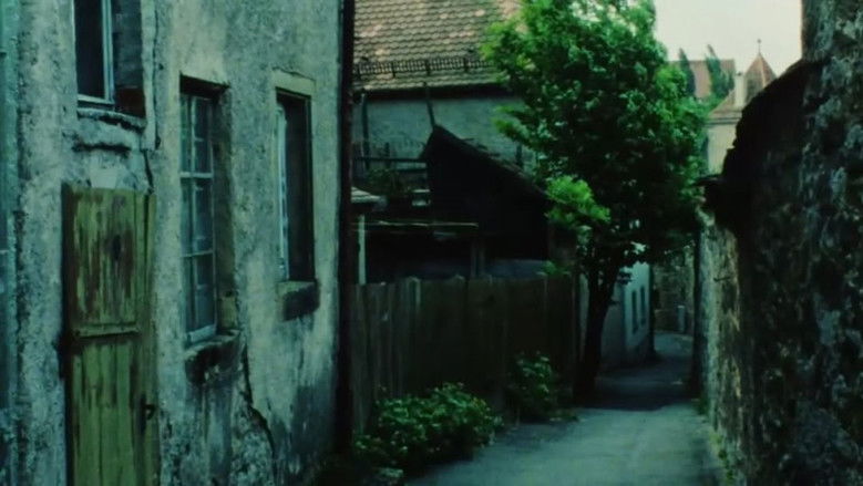 кадр из фильма Consolations (Love is an Art of Time)