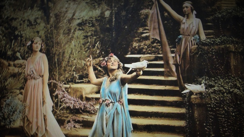 кадр из фильма Miss Hobbs