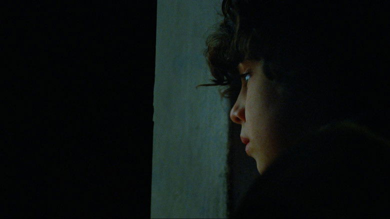 кадр из фильма El Padre Bueno