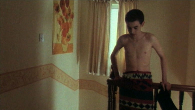 кадр из фильма Левый носок