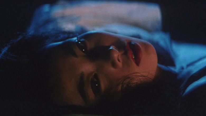 кадр из фильма 夜の片鱗