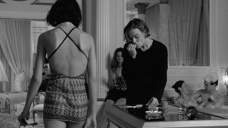 кадр из фильма Знаменитость