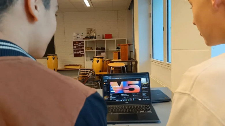 кадр из фильма Partifical