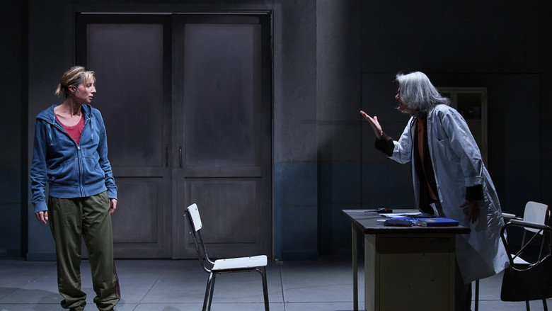 кадр из фильма People, Places & Things