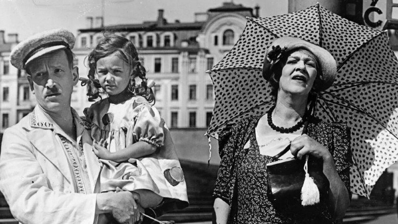 кадр из фильма Подкидыш