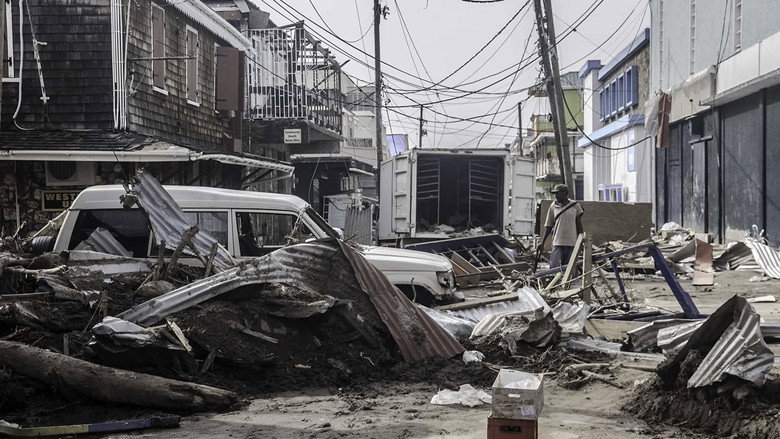 кадр из фильма Uncivilized