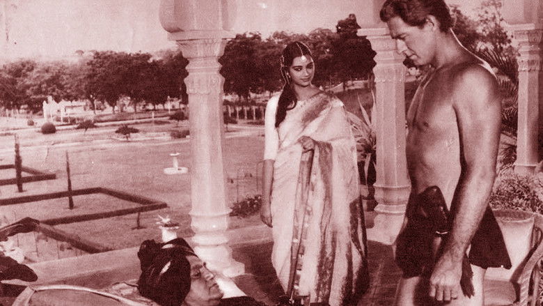 кадр из фильма Тарзан едет в Индию