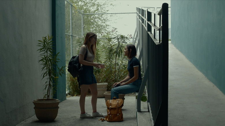 кадр из фильма Olivia en el interior