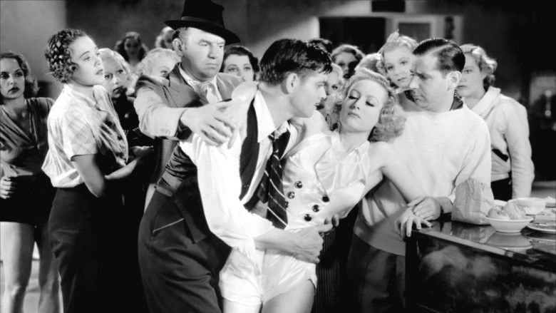 кадр из фильма Танцующая леди