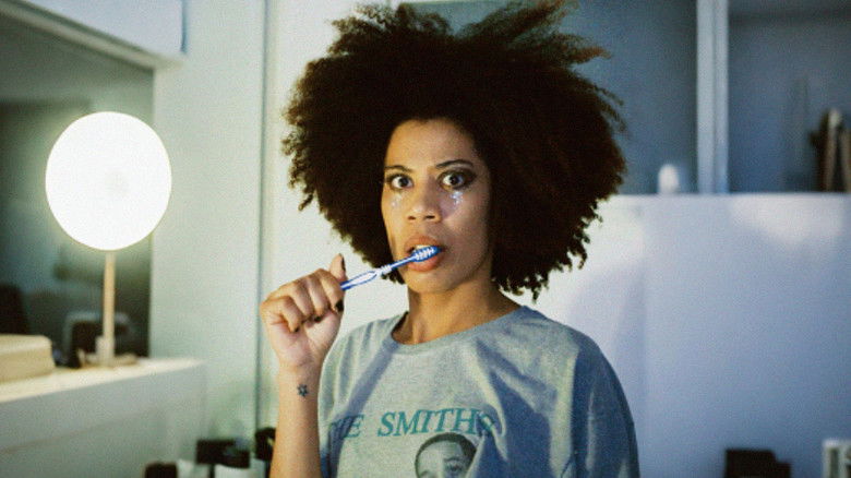 кадр из фильма Casa Cheia