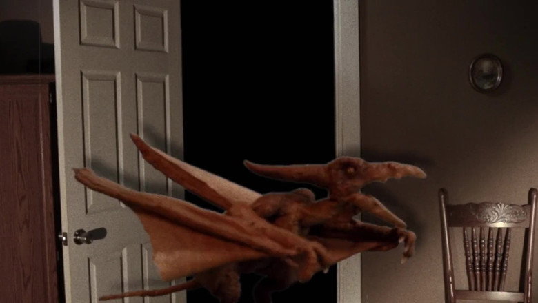 кадр из фильма Cowgirls vs. Pterodactyls