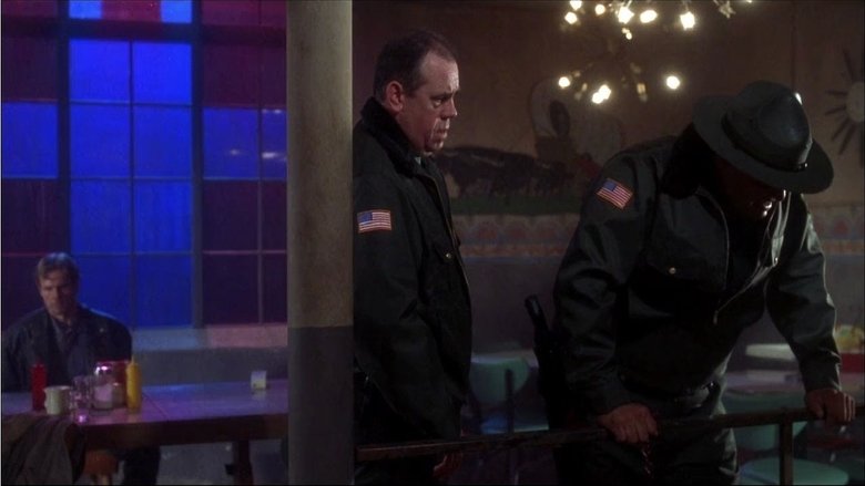 кадр из фильма Байки из склепа: Демон ночи