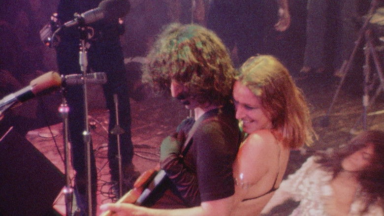 кадр из фильма Frank Zappa & The Mothers: Roxy: The Movie