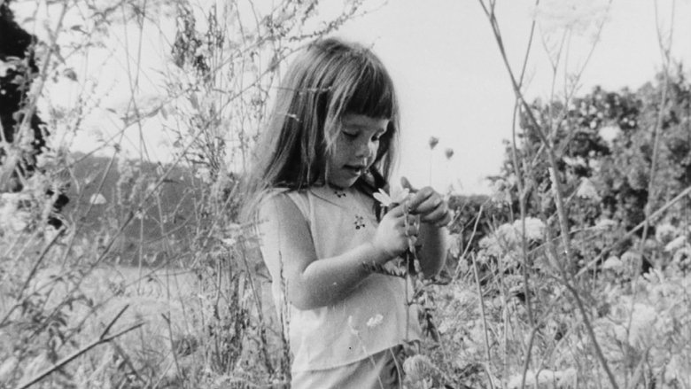 кадр из фильма Peace, little girl