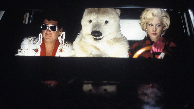 кадр из фильма Город и деревня