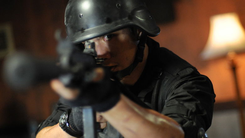 кадр из фильма Рейд