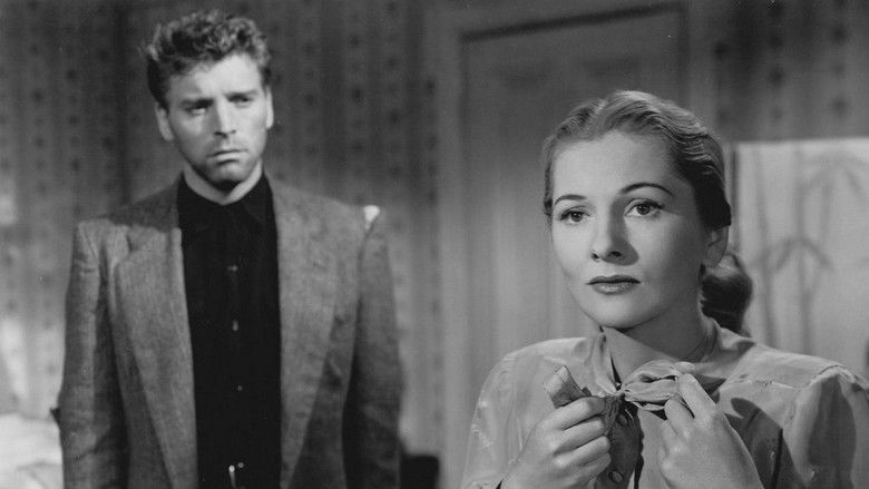 кадр из фильма Kiss the Blood Off My Hands