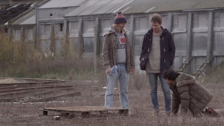 кадр из фильма Return