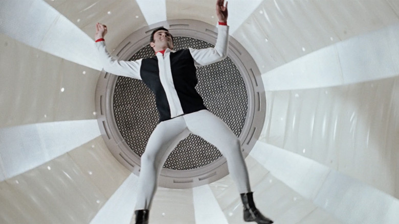 кадр из фильма Сигналы - Приключения в космосе