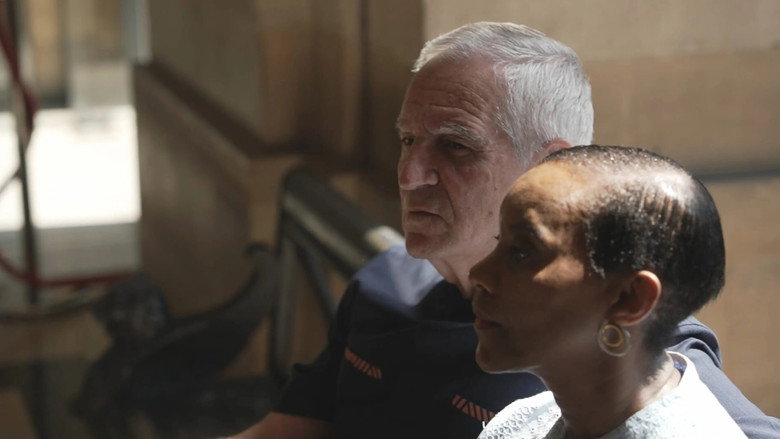 кадр из фильма Rwanda, à la poursuite des génocidaires