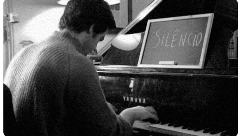 кадр из фильма Falta-me