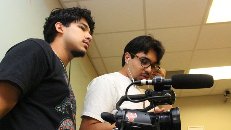 кадр из фильма Don't Feed the Editor