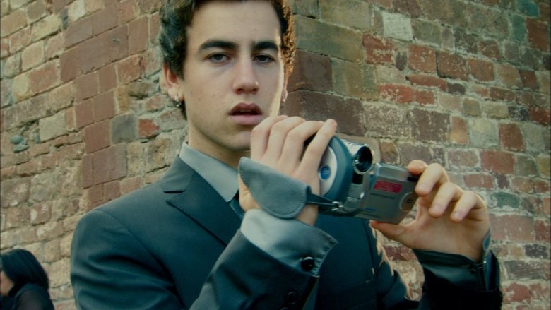 кадр из фильма Репортаж со свадьбы